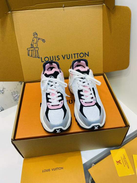 Picture of Louis Vuitton Shoes _SKULVsz35-415cmmnf050317738